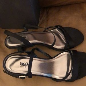 Mission Strap he black dress sandals